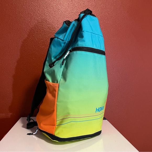 Hoka Other - Hoka Gradient Ombré Field Cinch Top Backpack Bag
